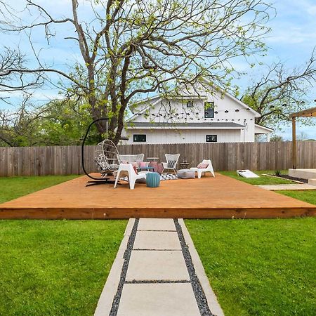 Pink Duchess - Mins To Main Hot Tub & Fire Pit Villa Fredericksburg Exterior photo