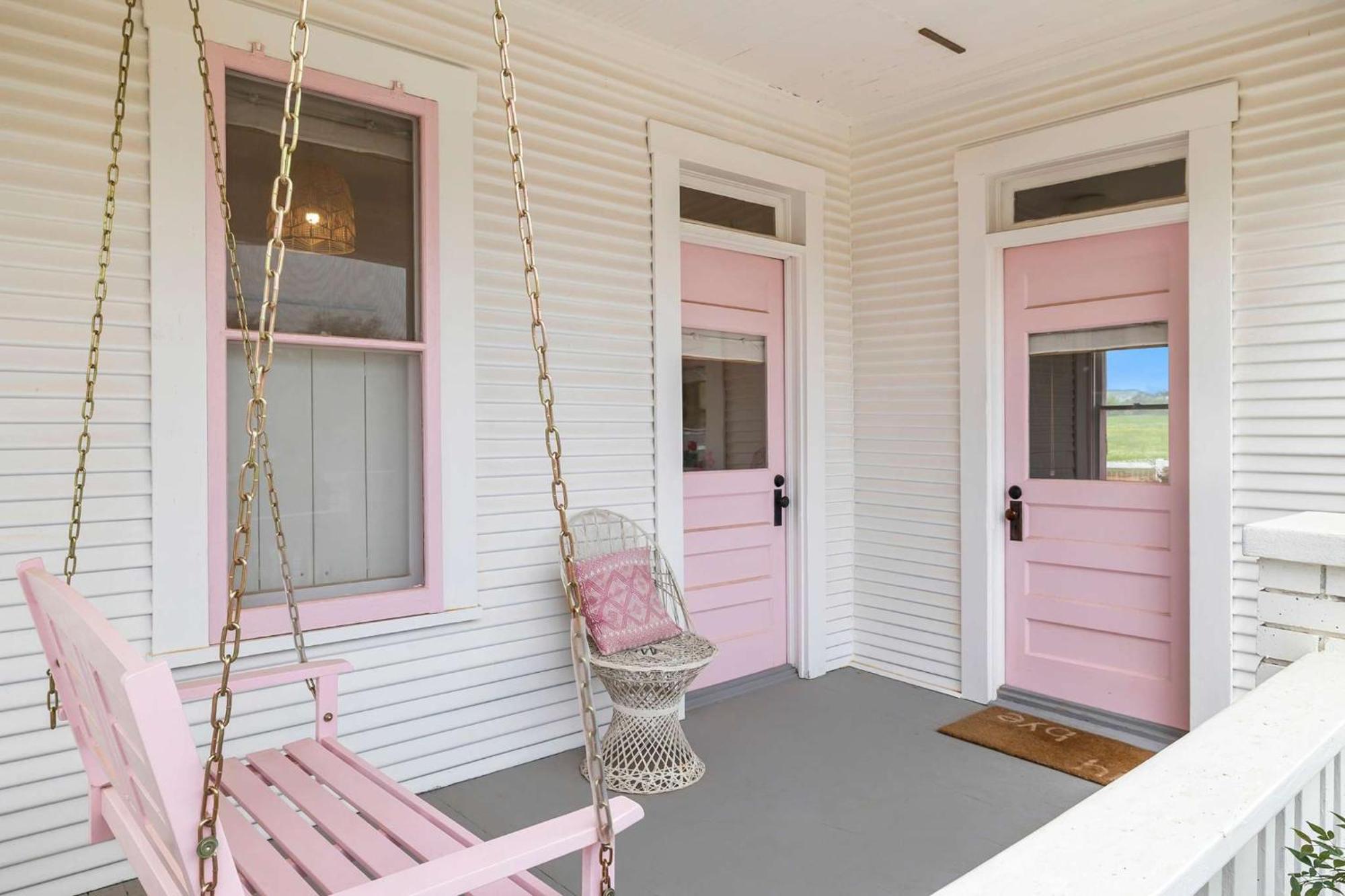 Pink Duchess - Mins To Main Hot Tub & Fire Pit Villa Fredericksburg Exterior photo