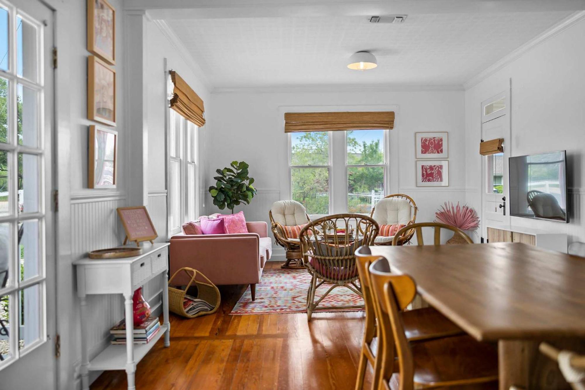Pink Duchess - Mins To Main Hot Tub & Fire Pit Villa Fredericksburg Exterior photo