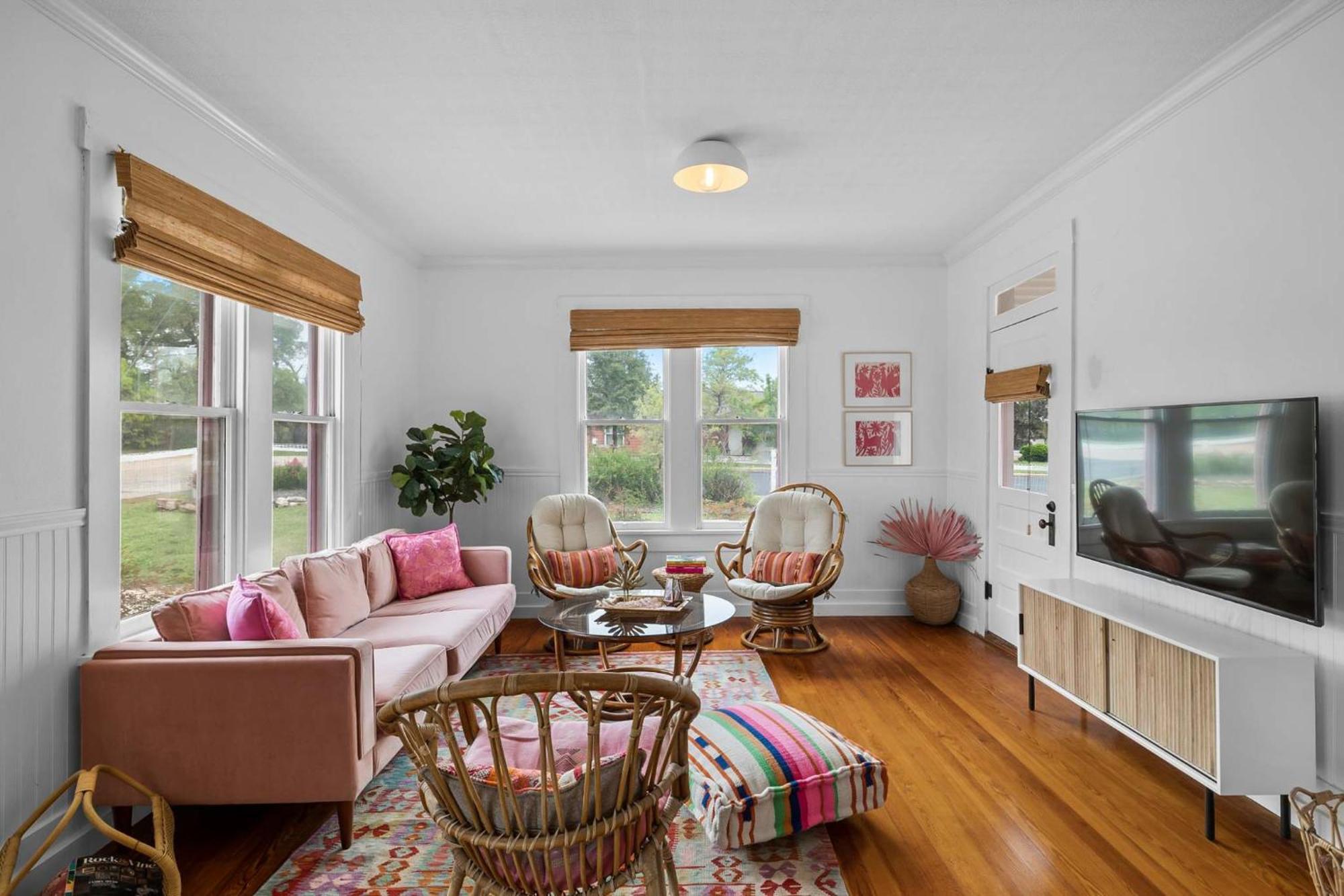Pink Duchess - Mins To Main Hot Tub & Fire Pit Villa Fredericksburg Exterior photo