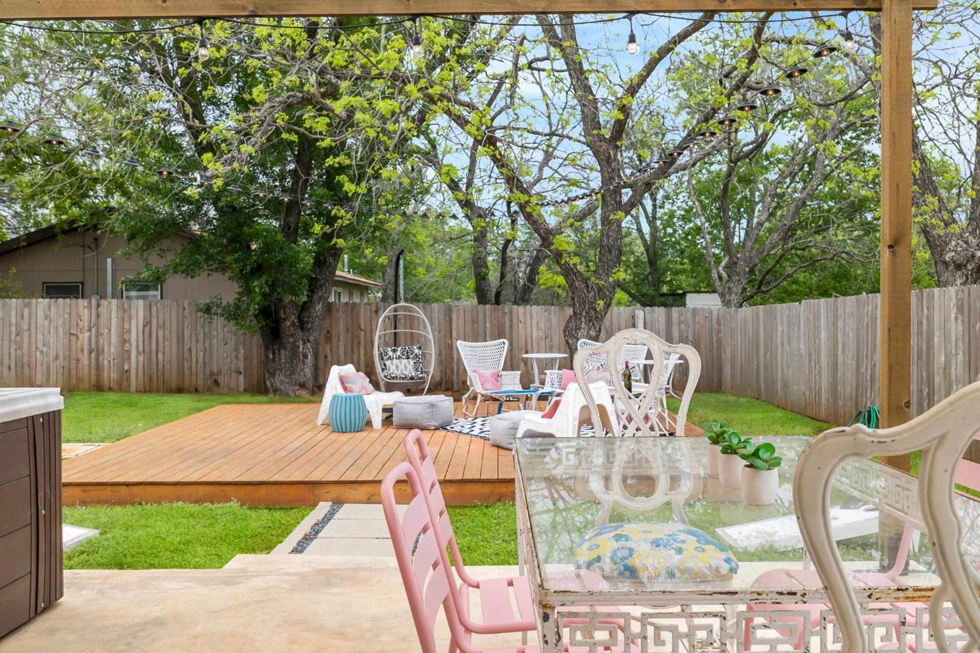 Pink Duchess - Mins To Main Hot Tub & Fire Pit Villa Fredericksburg Exterior photo