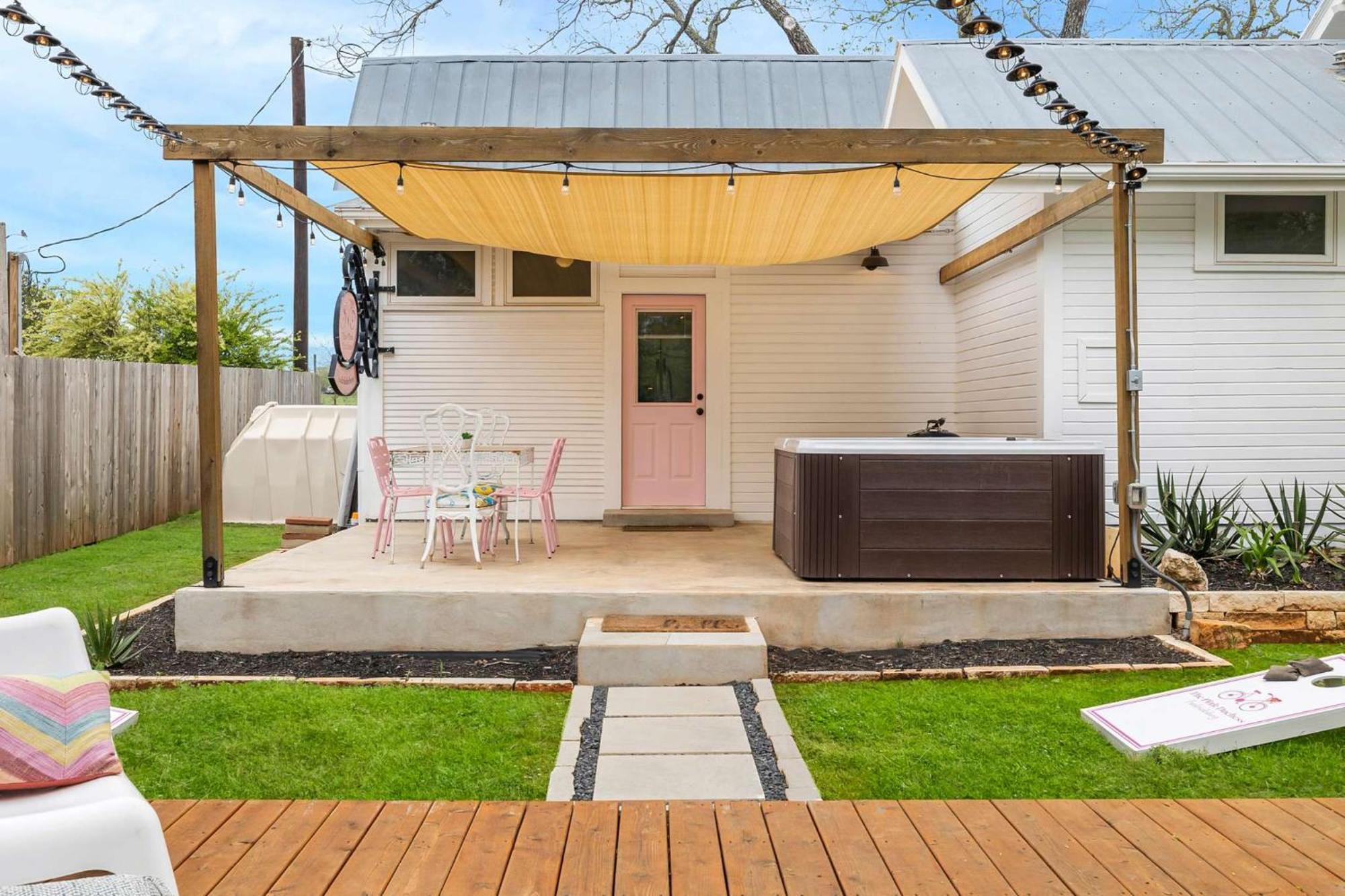 Pink Duchess - Mins To Main Hot Tub & Fire Pit Villa Fredericksburg Exterior photo